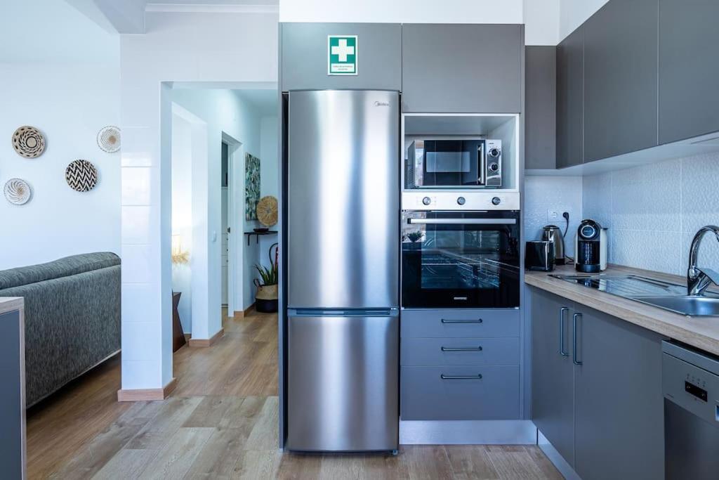 Faro Center With Ac & Wifi Apartment Екстериор снимка