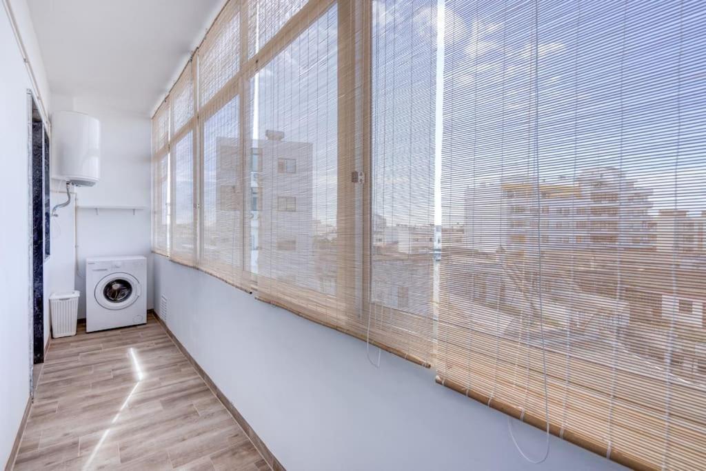 Faro Center With Ac & Wifi Apartment Екстериор снимка